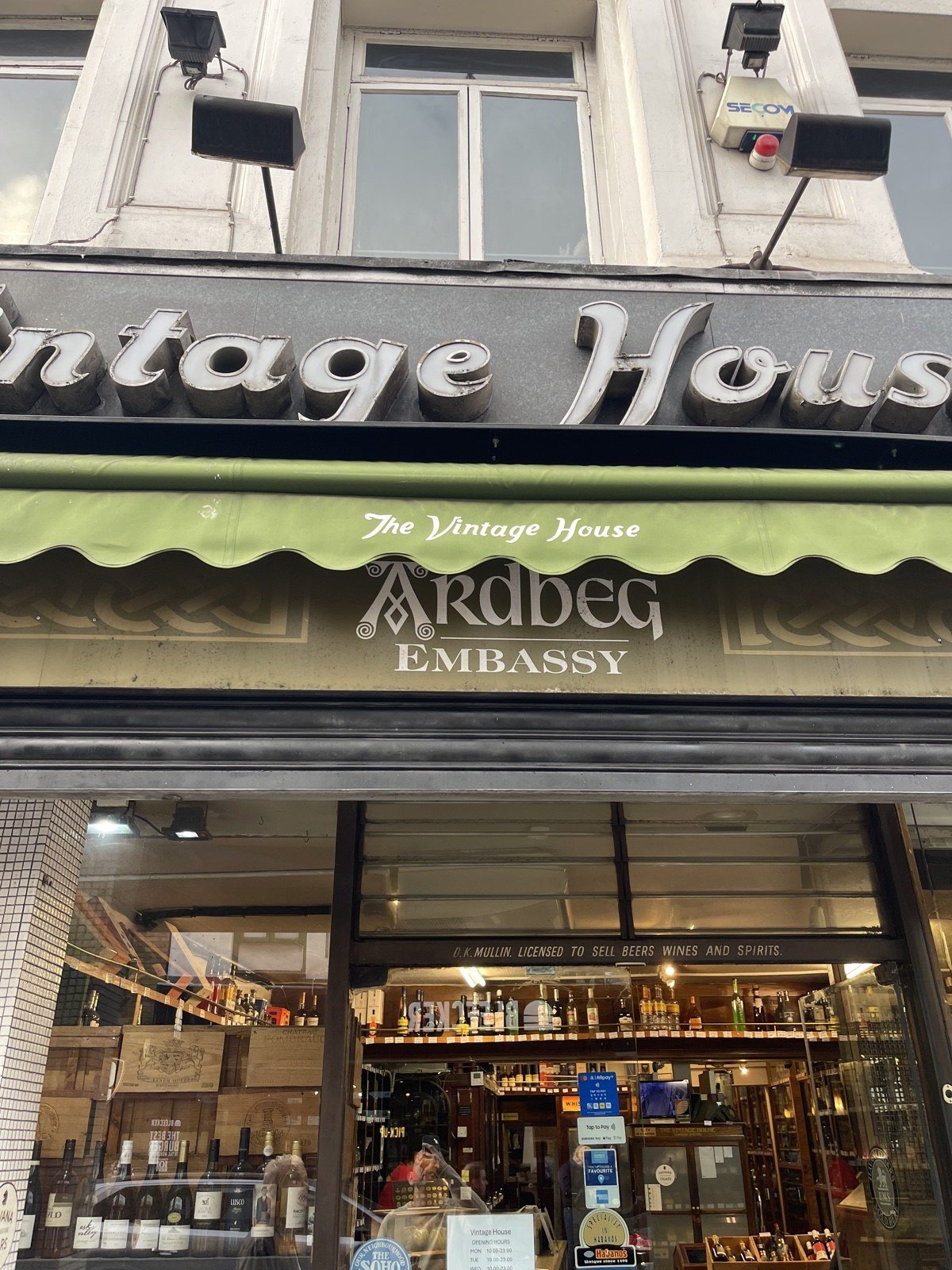 The Vintage House storefront